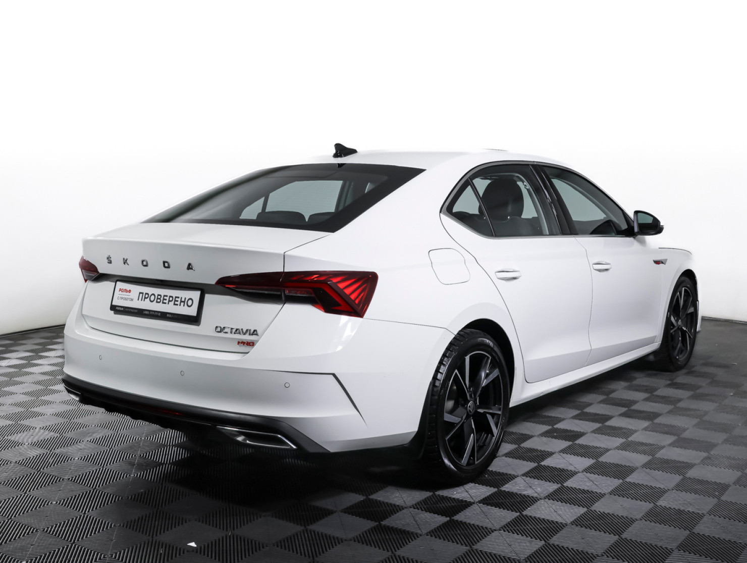 Skoda Octavia 2022 — миниатюра 5