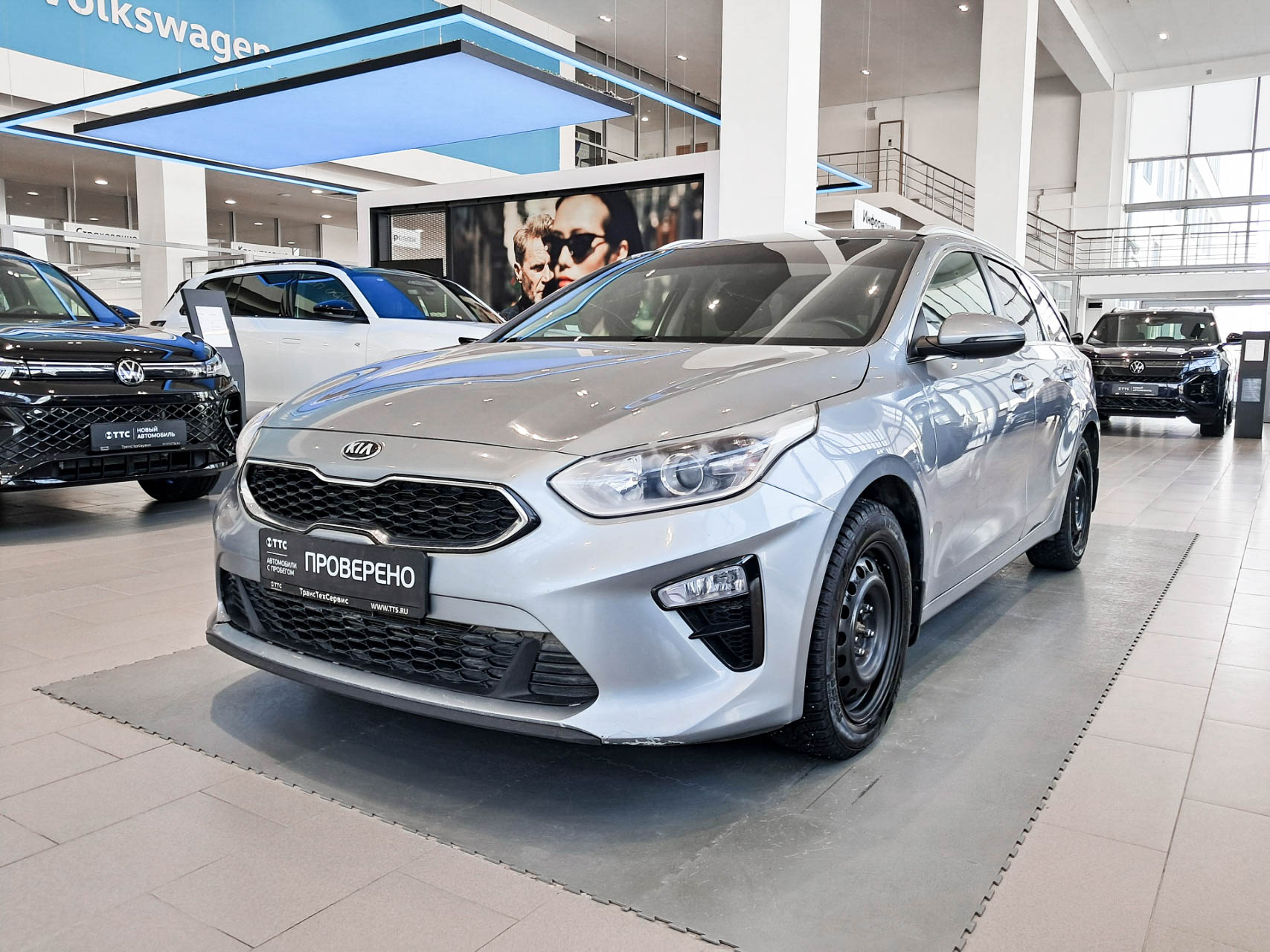 Kia Ceed SW 2021 — миниатюра 1