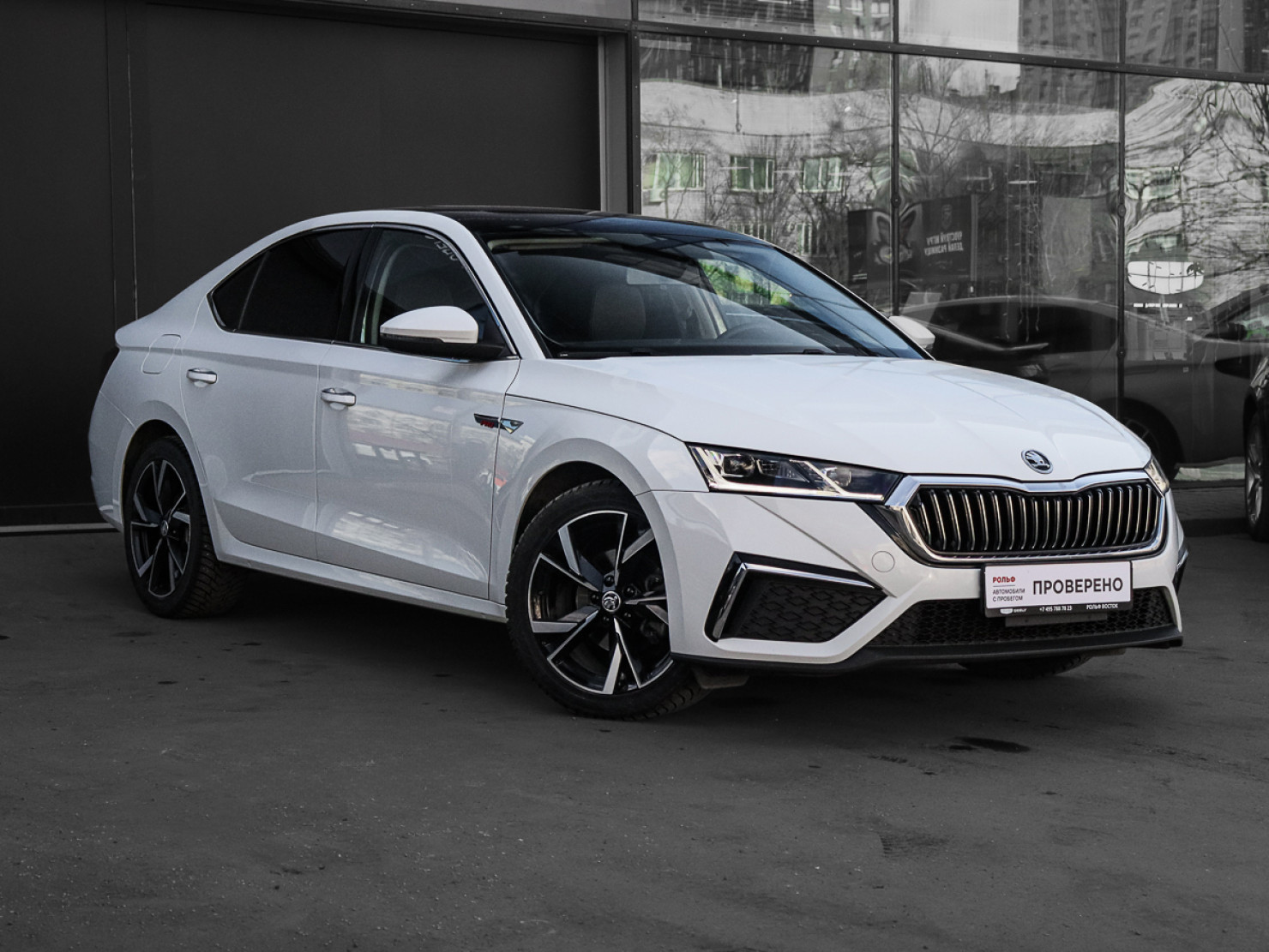 Skoda Octavia 2023 — миниатюра 3