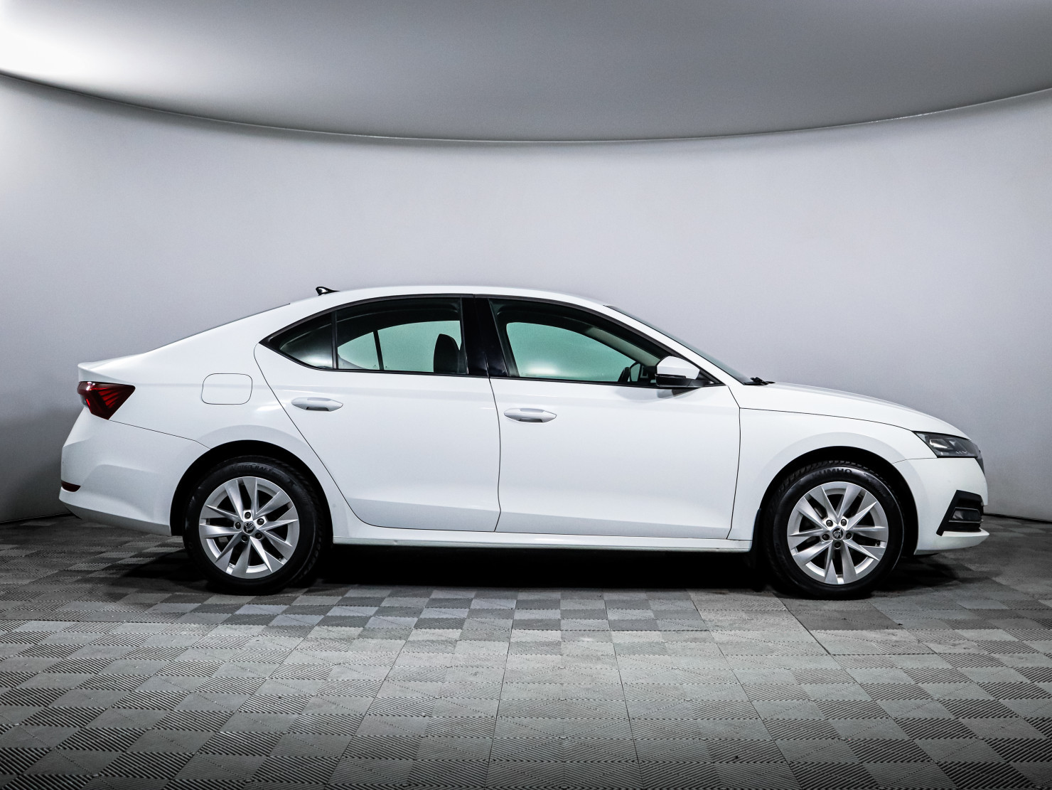 Skoda Octavia 2021 — миниатюра 4