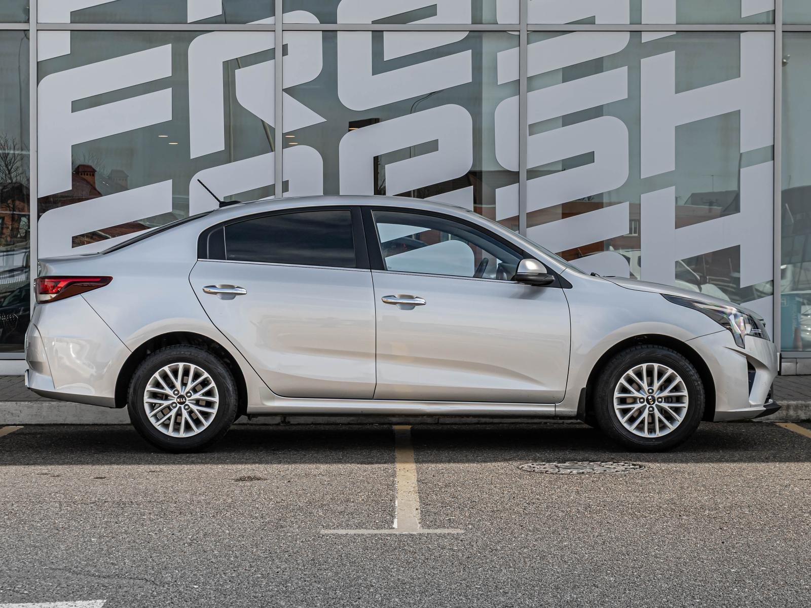 Kia Rio 2021 — миниатюра 5