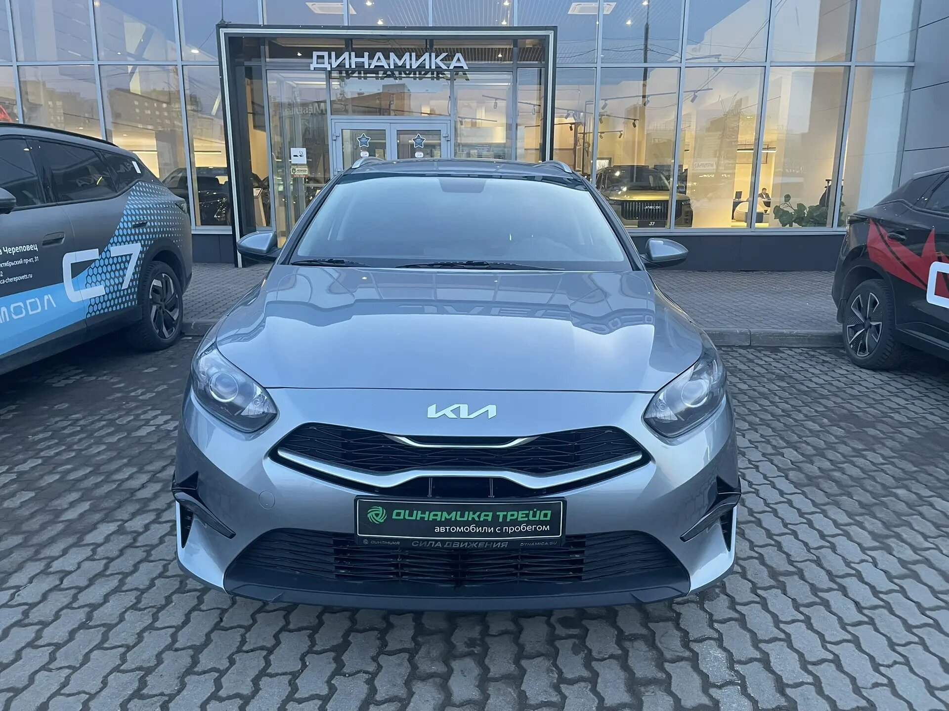 Kia Ceed SW 2022 — миниатюра 2