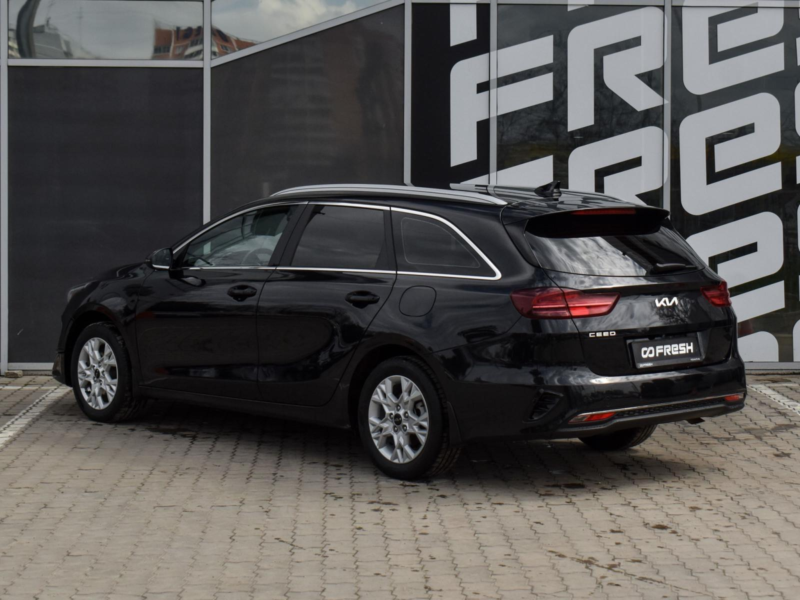 Kia Ceed SW 2021 — миниатюра 2