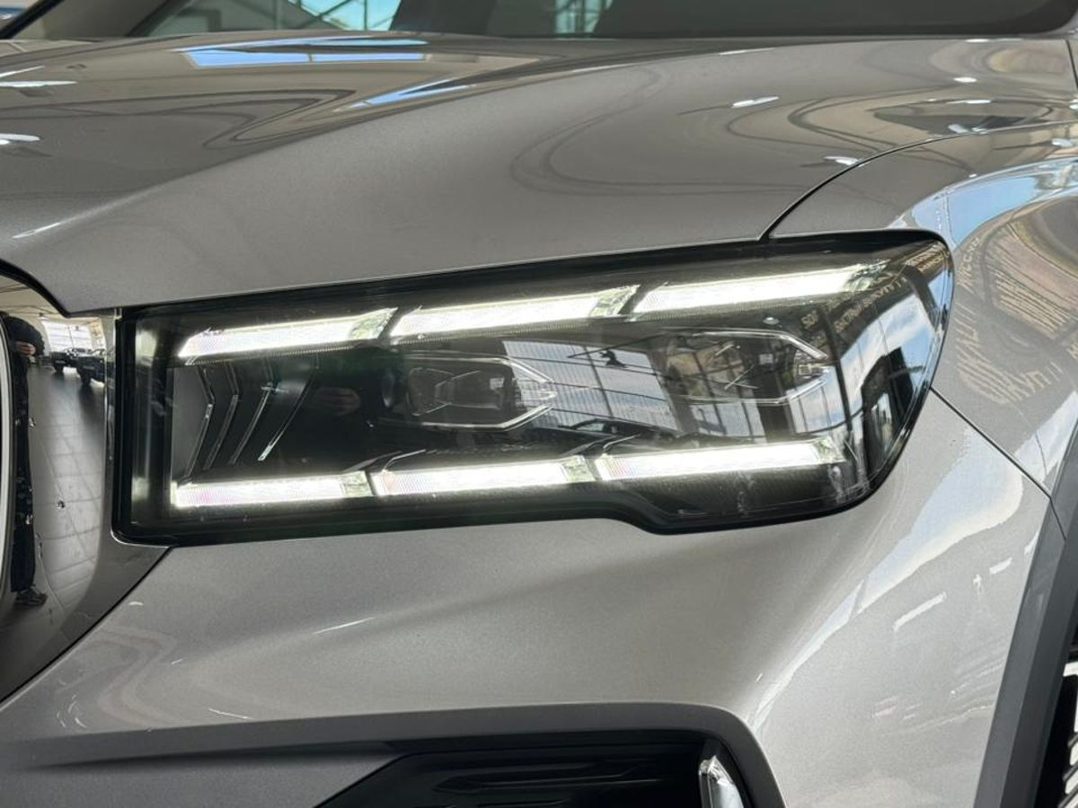 Geely Monjaro Hi-P Hybrid 2021 — миниатюра 2