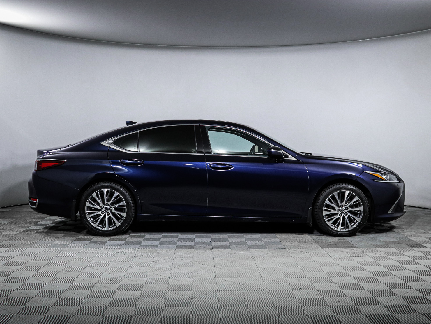 Lexus ES 2020 — миниатюра 4