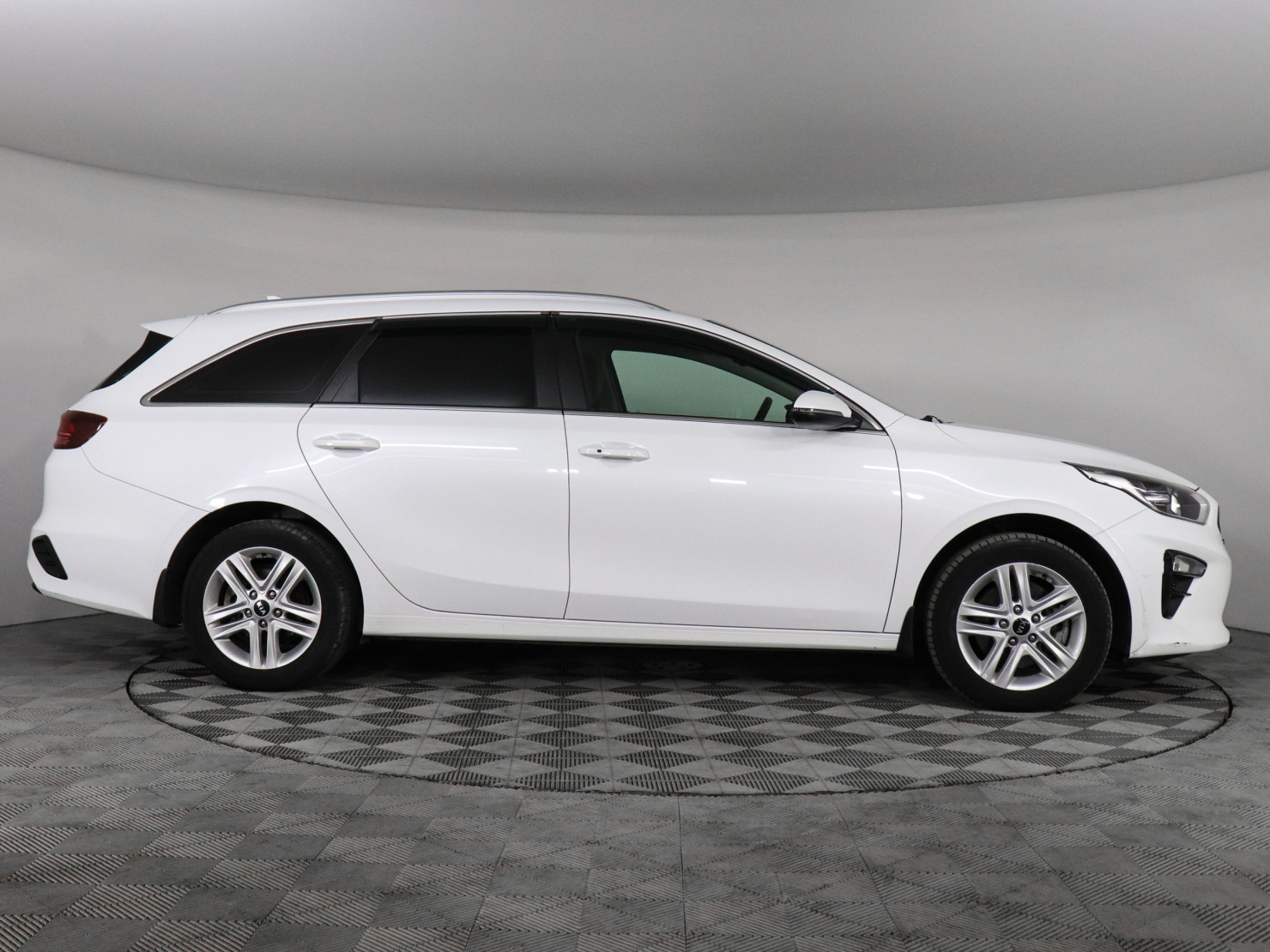 Kia Ceed SW 2020 — миниатюра 4