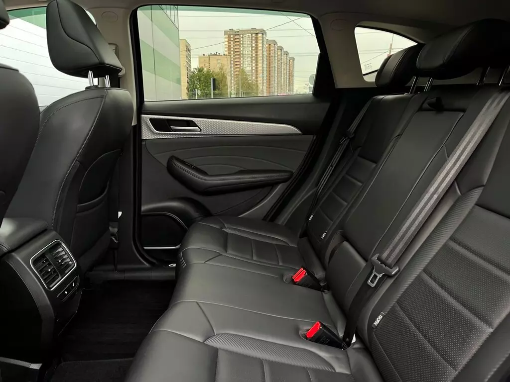 Haval F7 2022 – 2024, I Рестайлинг, вид 11