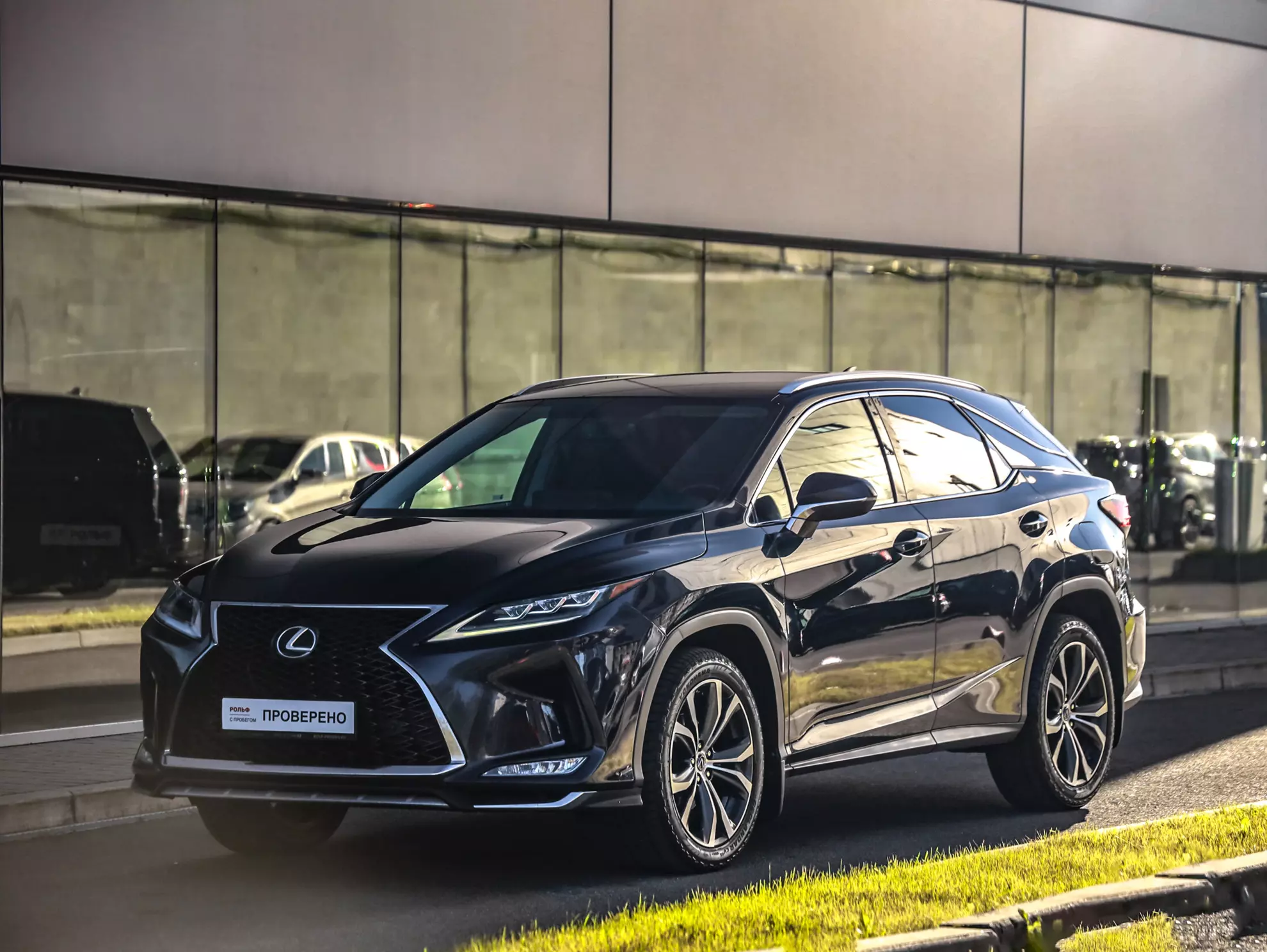 Lexus RX 2019 – 2022, IV Рестайлинг, вид 3