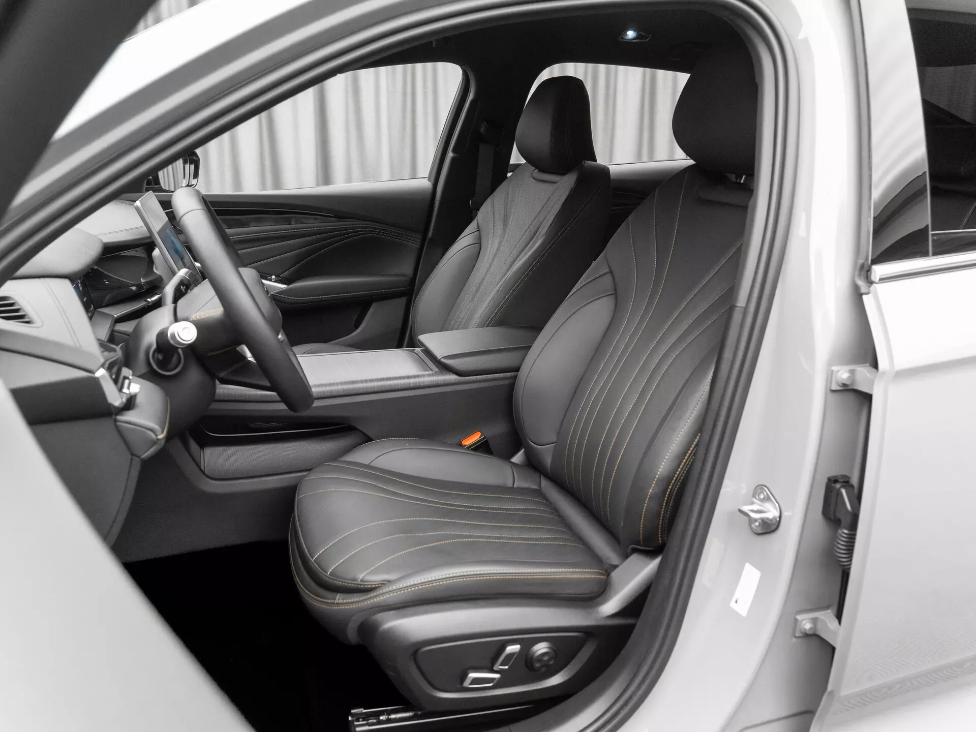 Geely Preface 2024 – н.в., I, вид 12
