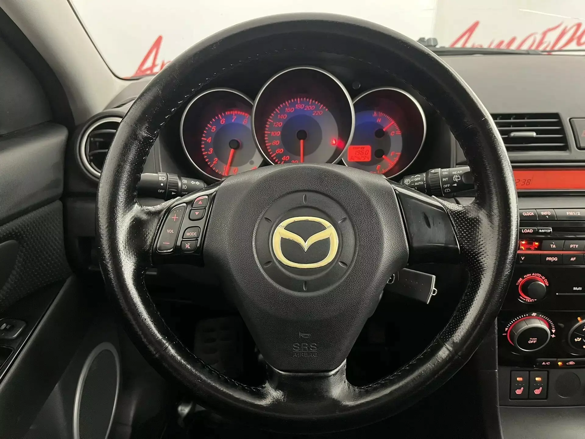 Mazda 3 I (BK) Рестайлинг, вид 11