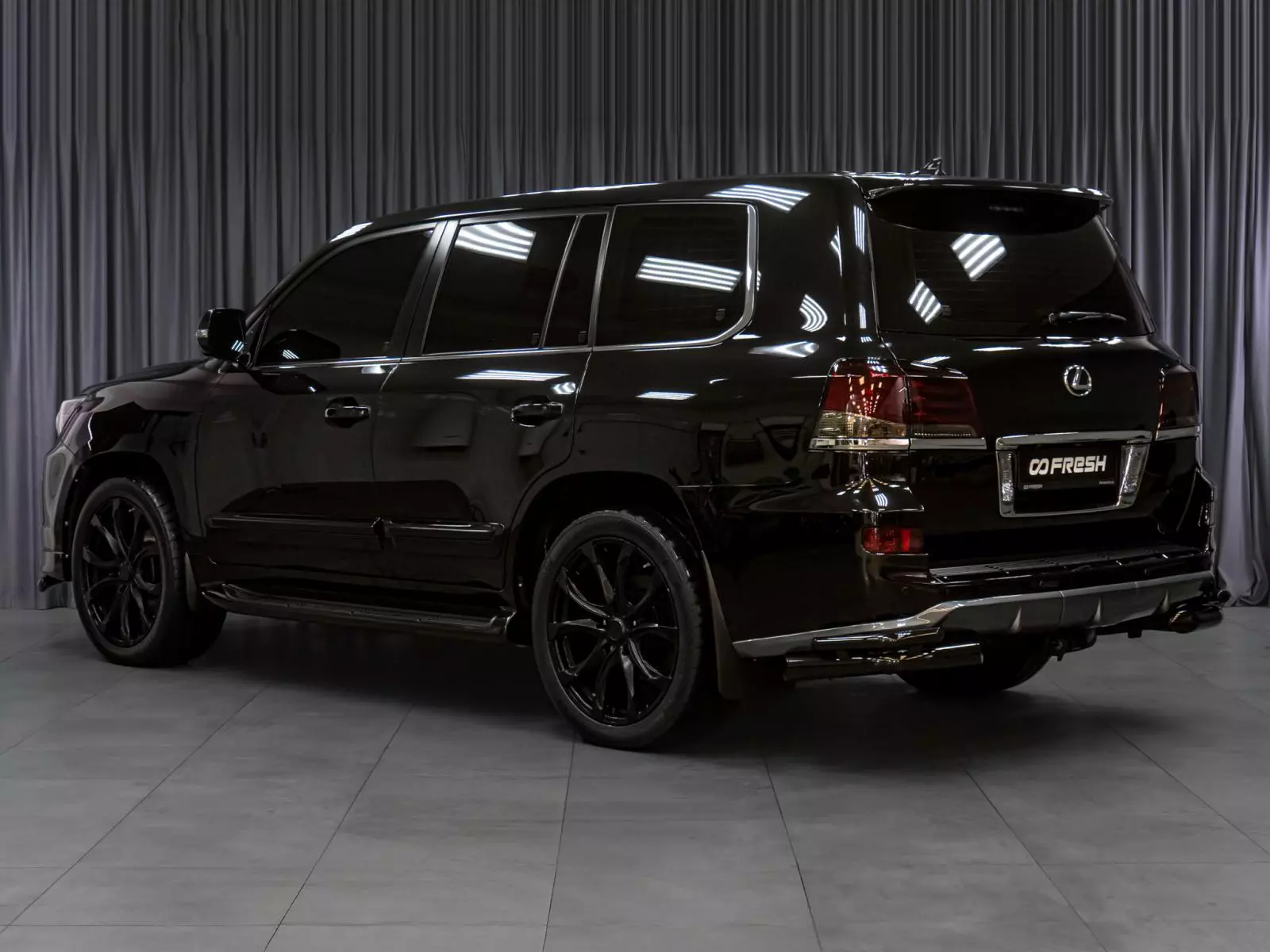 Lexus LX III Рестайлинг, вид 2