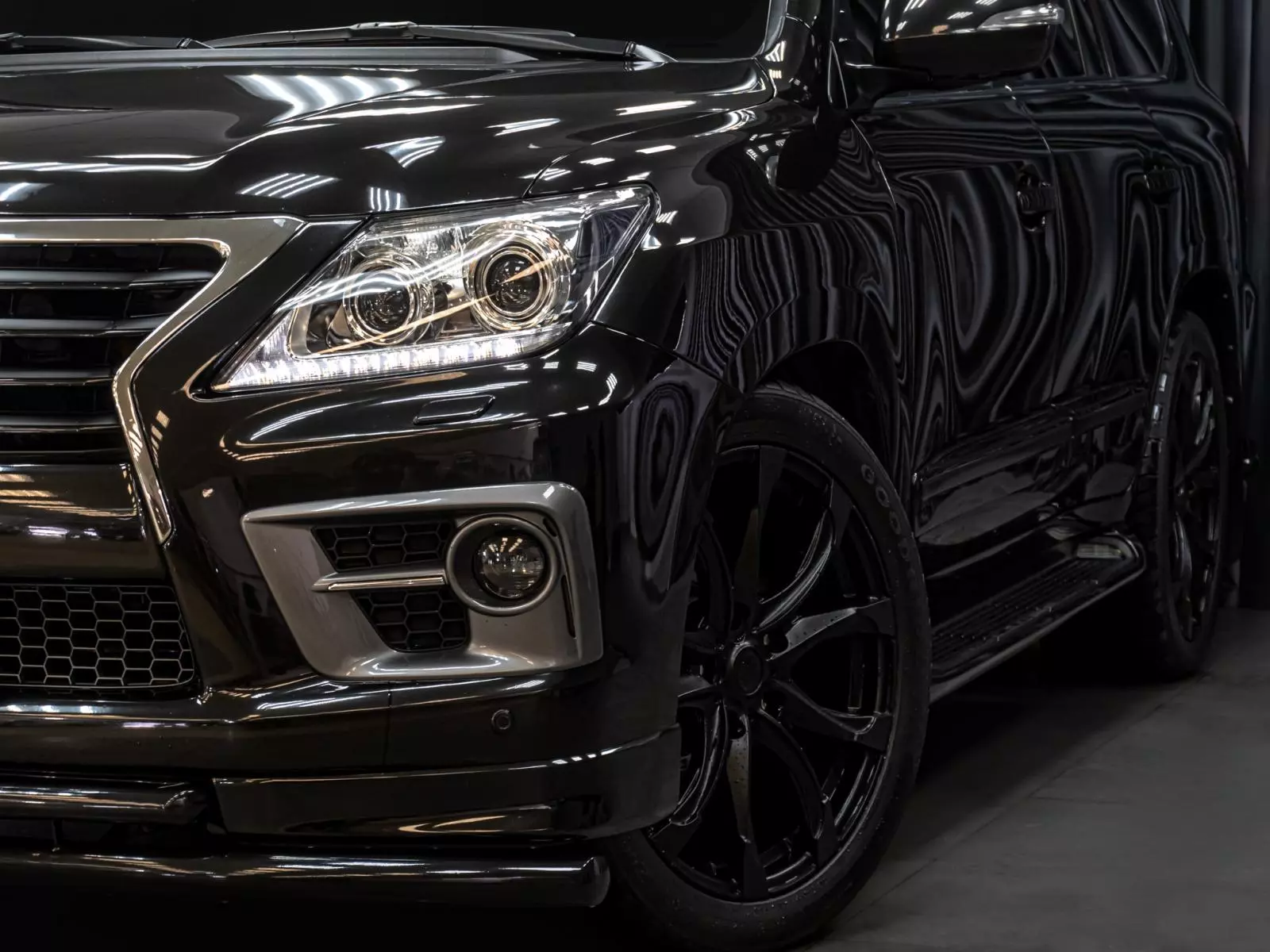 Lexus LX III Рестайлинг, вид 9