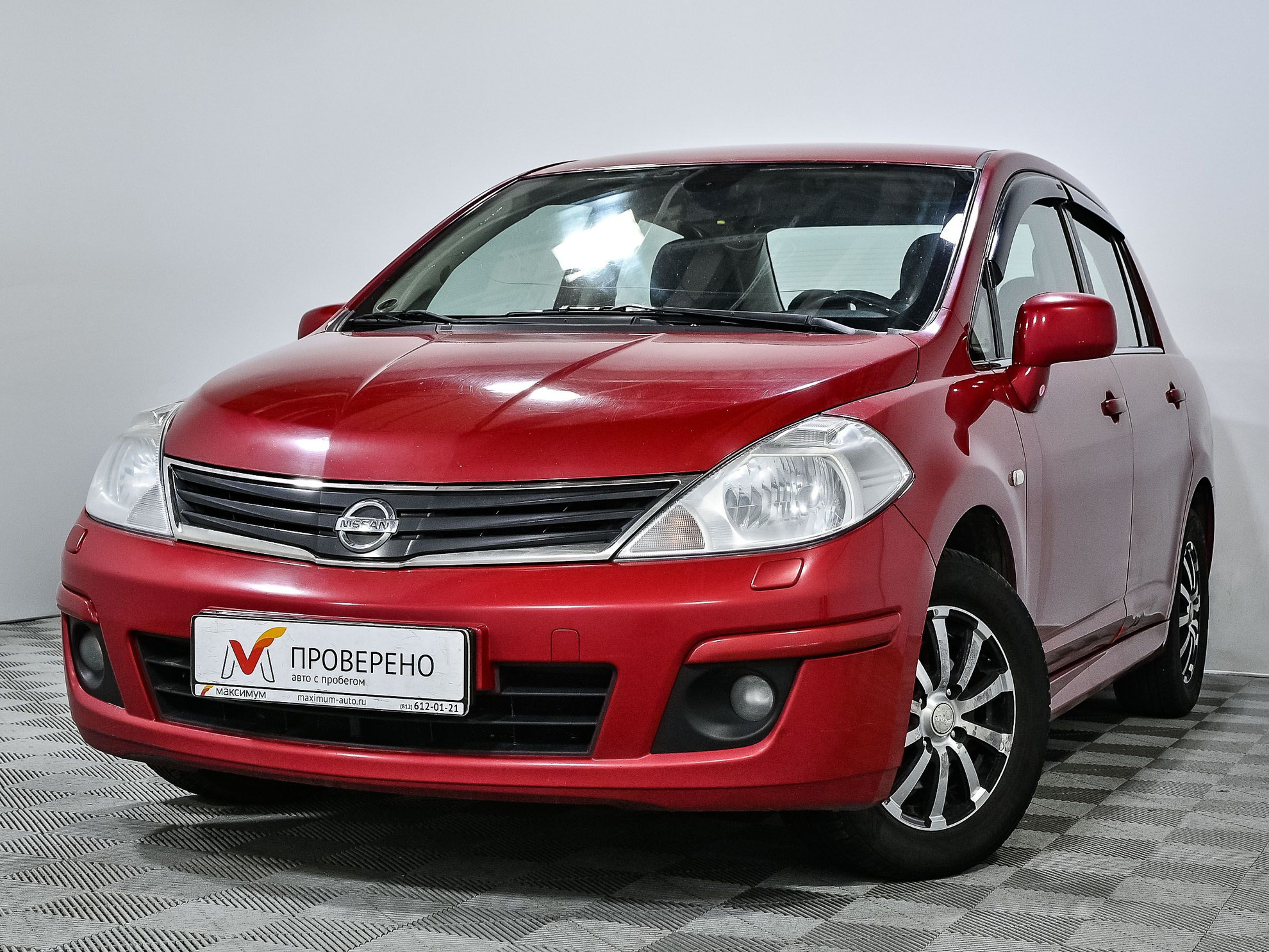 Купить Автомобиль Nissan Tiida