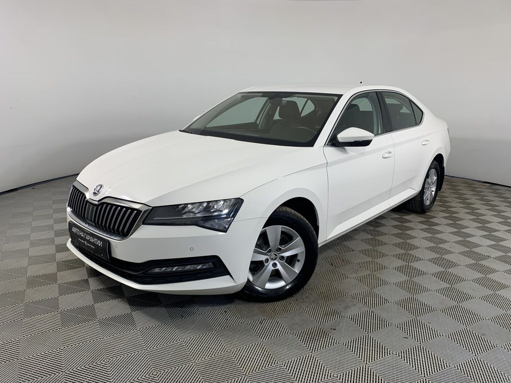Skoda Рапид 2017 белый