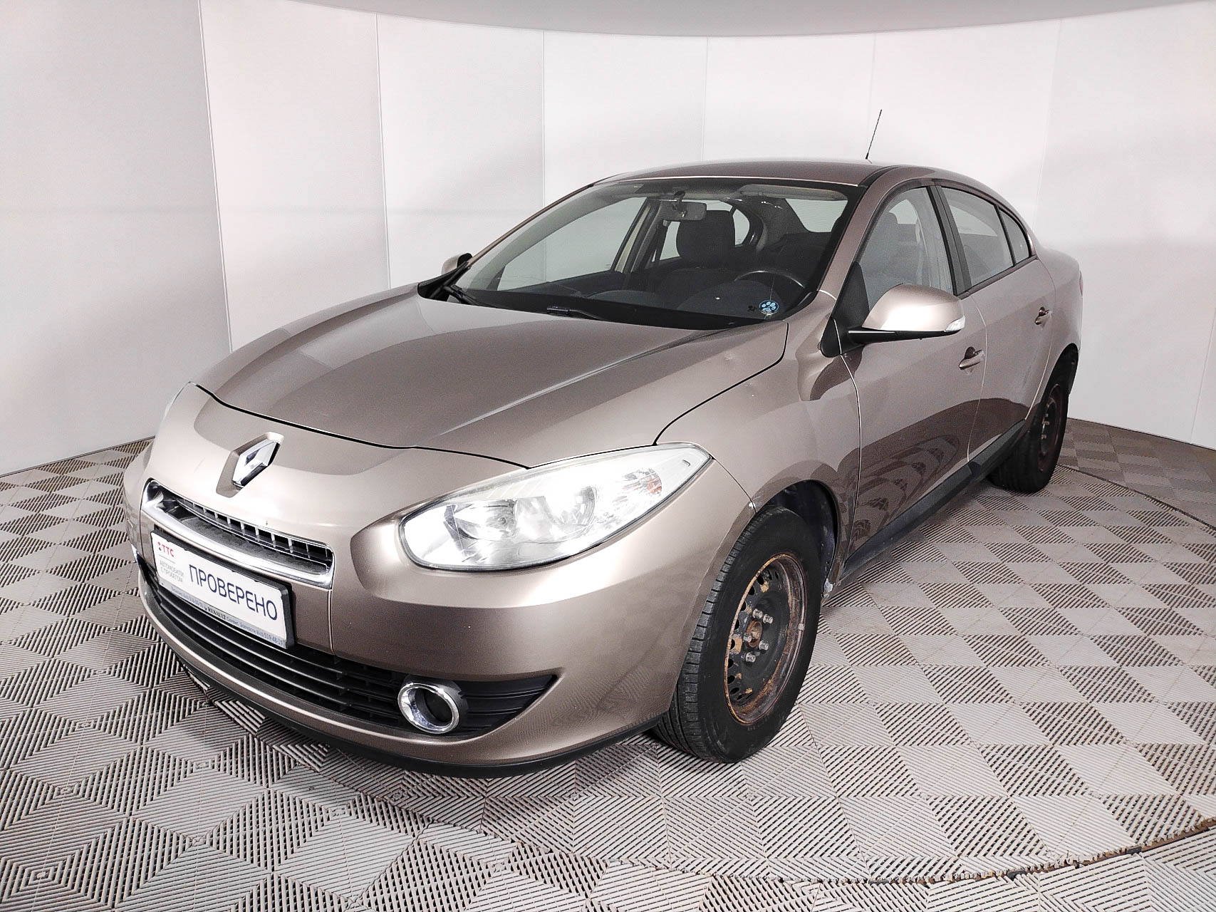 С. Рено флюенс 2012 отзывы. Рено флюенс 2012 отзывы. Renault fluence 2011. Renault fluence 2012 года 2 литра вариатор фото.