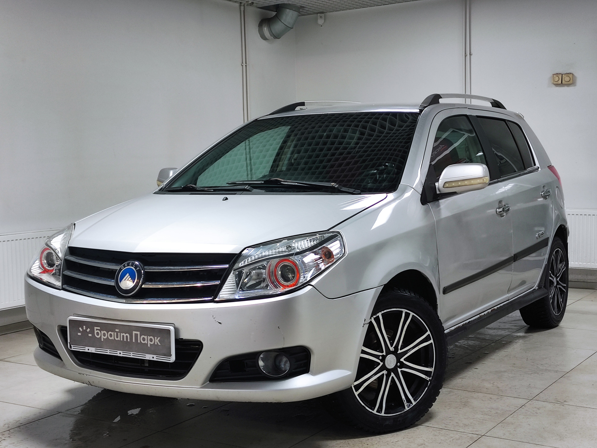 Купить Автомобиль Geely Mk