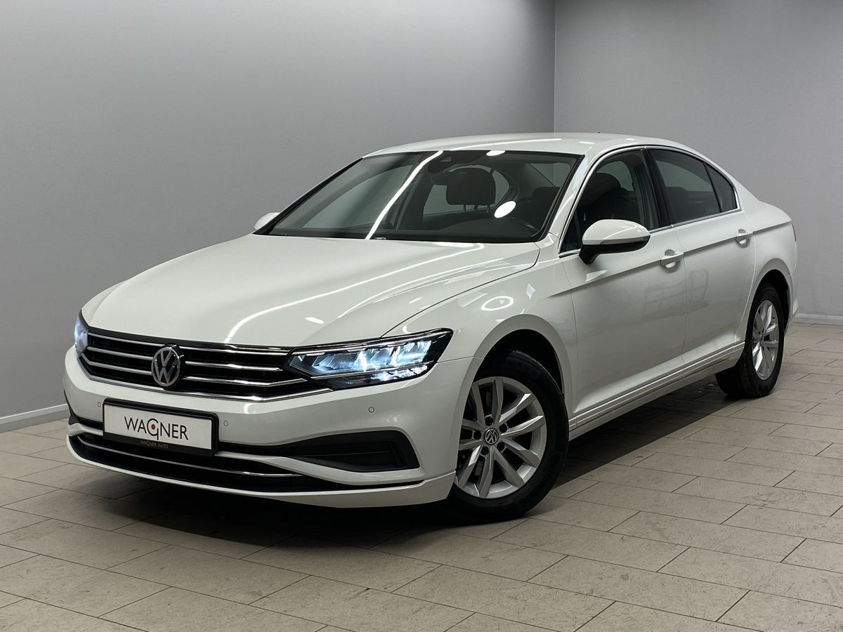 Купить Volkswagen Passat (China Market) от с пробегом 2015 года выпуска,  пробег авто 88700 км у официального дилера на autospot.ru