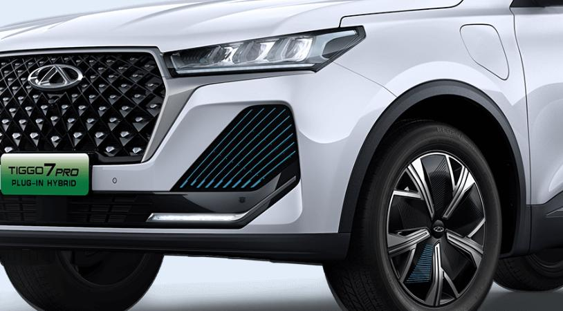 Chery Tiggo 7 Pro Plug-in Hybrid I, Искрящийся белый с черной крышей, 2359000 рублей, вид 3