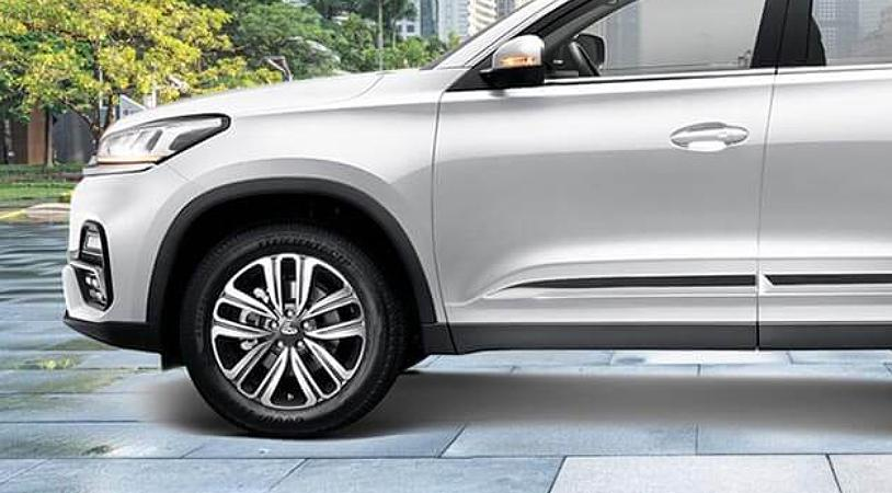 Chery Tiggo 8 I Рестайлинг, Искрящийся белый, 2400000 рублей, вид 4