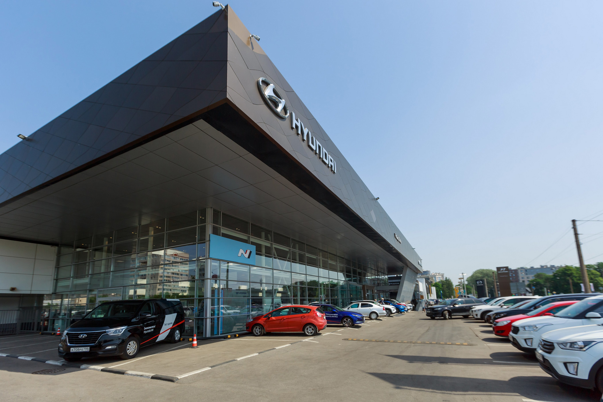 HYUNDAI Рольф Лахта