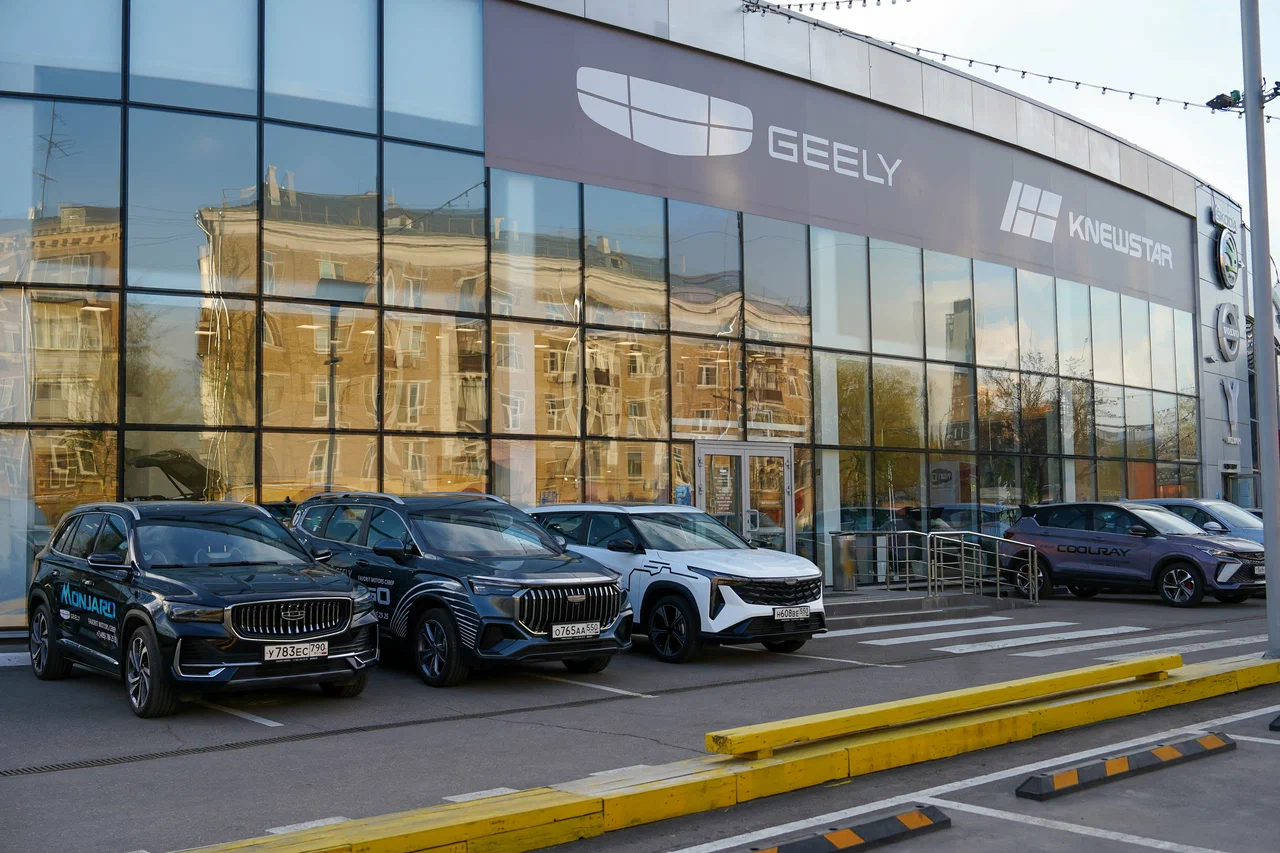 FAVORIT MOTORS GEELY Ленинградское шоссе