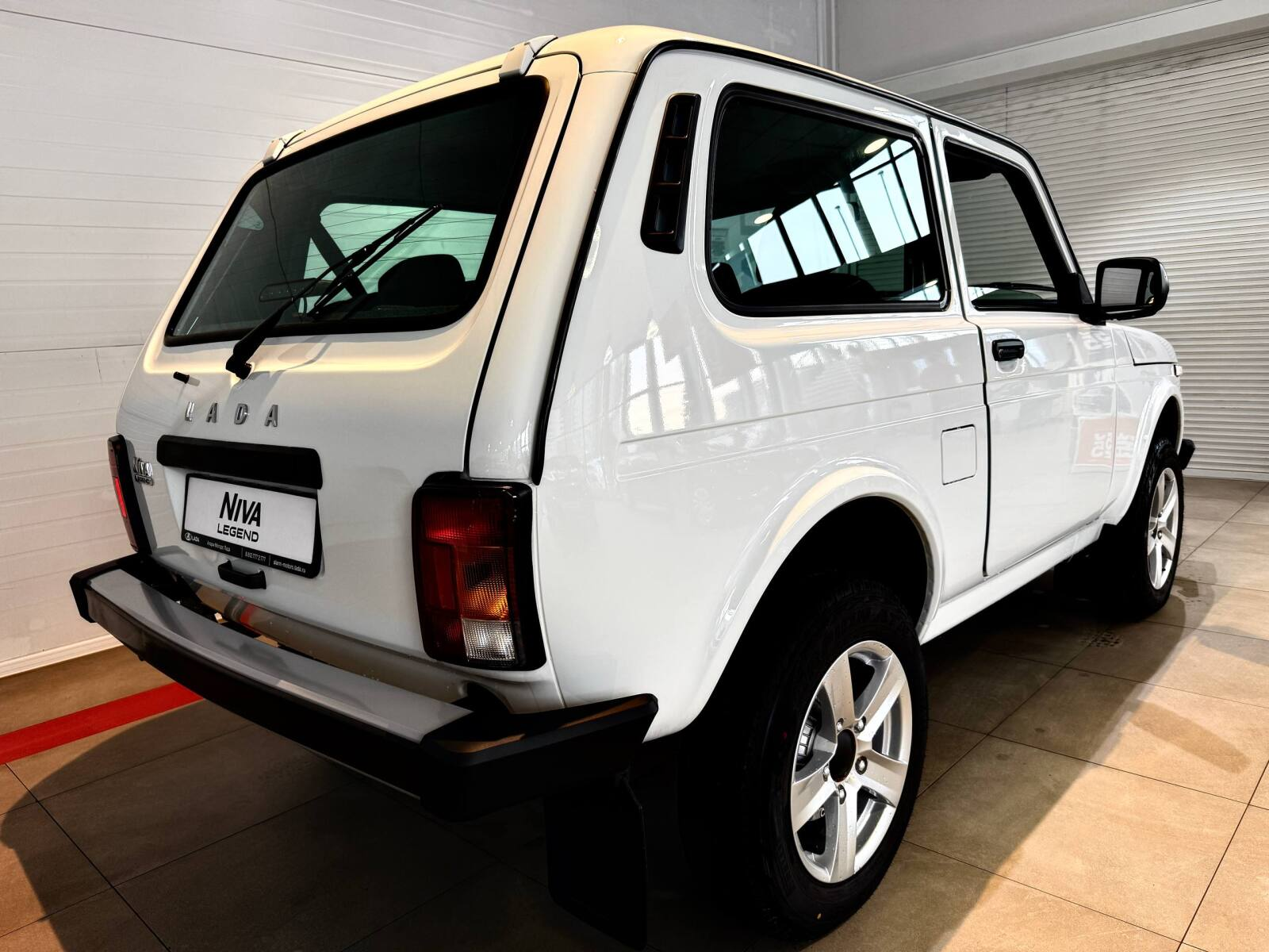 LADA Niva Legend I, Белый "Ледниковый", 762500 рублей, вид 5