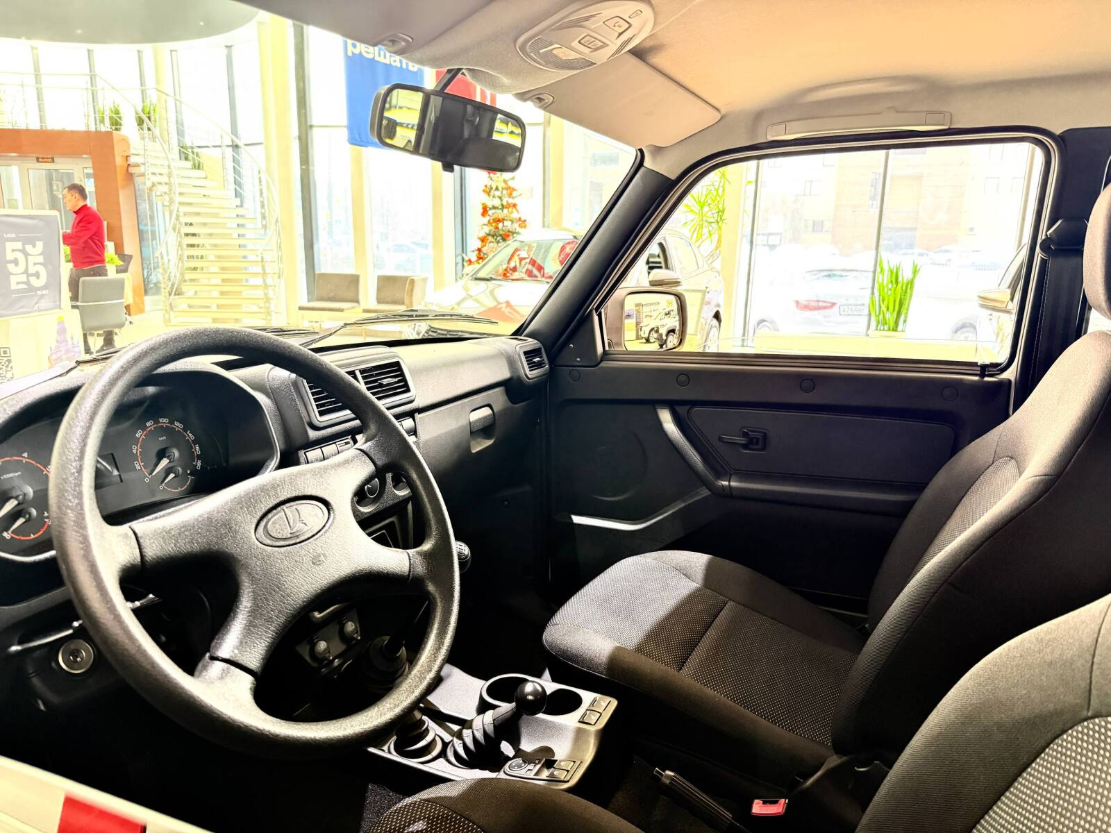 LADA Niva Legend I, Белый "Ледниковый", 762500 рублей, вид 8