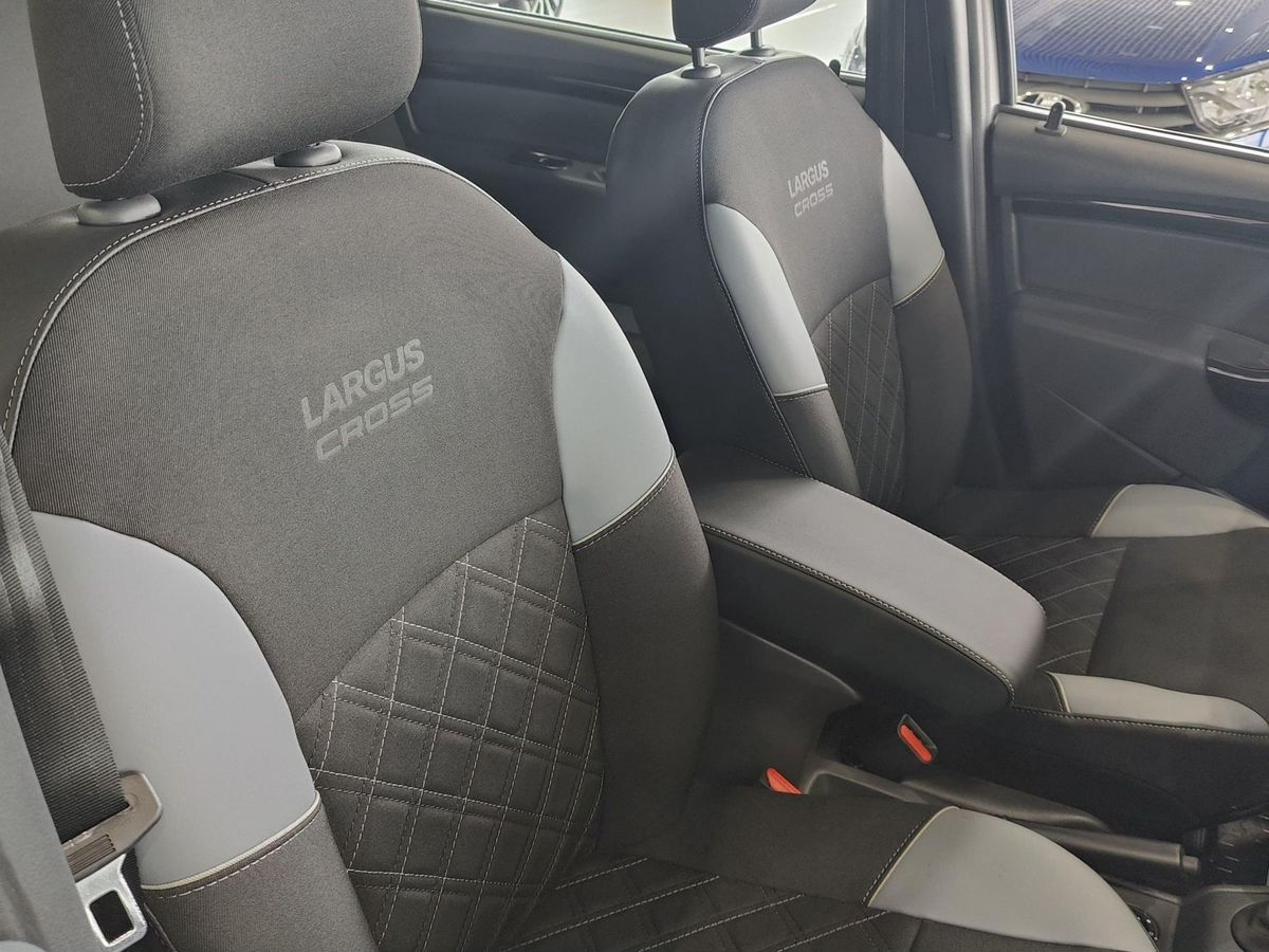 LADA Largus Cross I Рестайлинг, Белый "Ледниковый", 1372024 рублей, вид 5