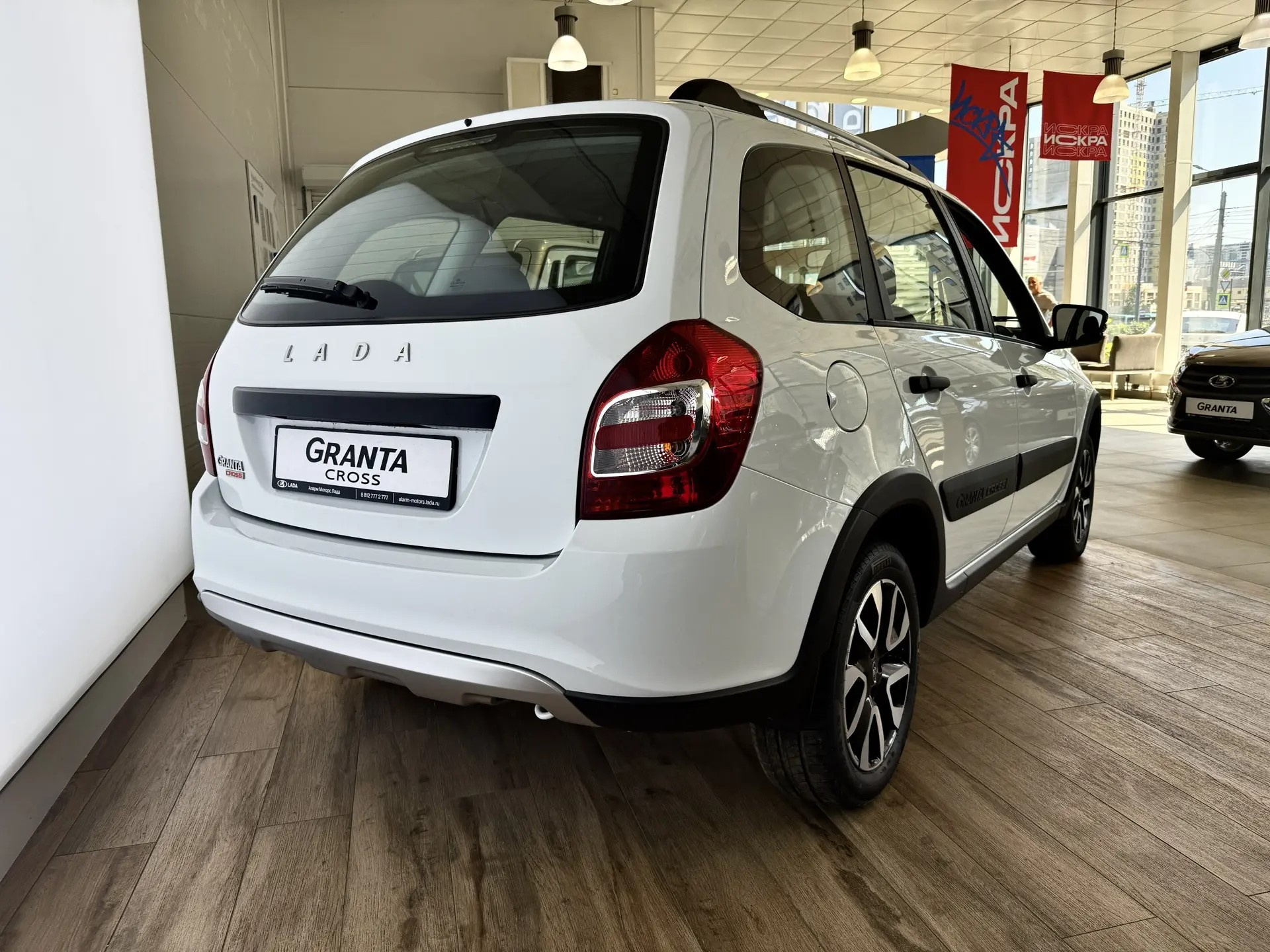 LADA Granta Cross I Рестайлинг, Белый "Ледниковый", 833700 рублей, вид 6