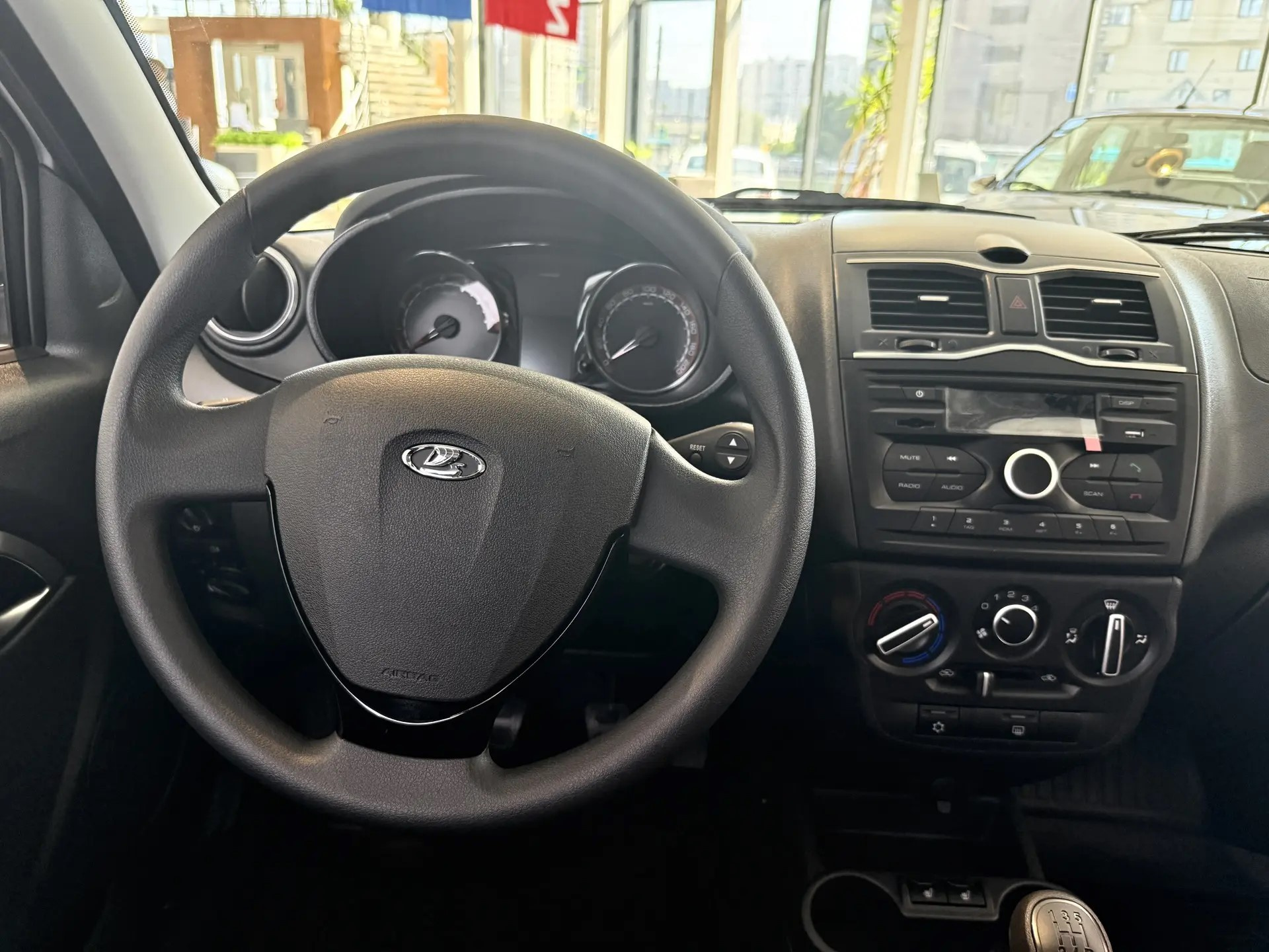 LADA Granta Cross I Рестайлинг, Белый "Ледниковый", 833700 рублей, вид 13