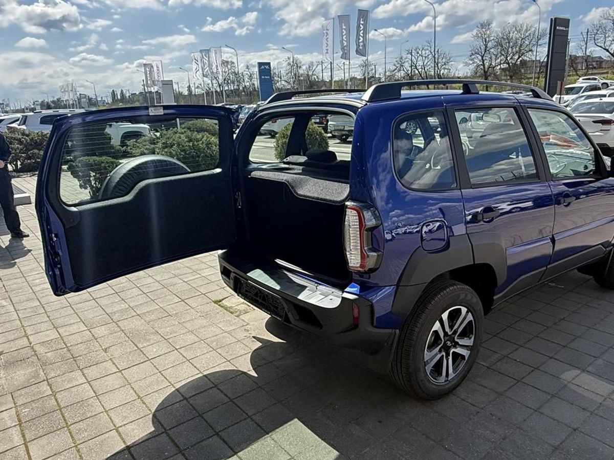 LADA Niva Travel I Рестайлинг, Синий "Капитан" металлик, 1617000 рублей, вид 6