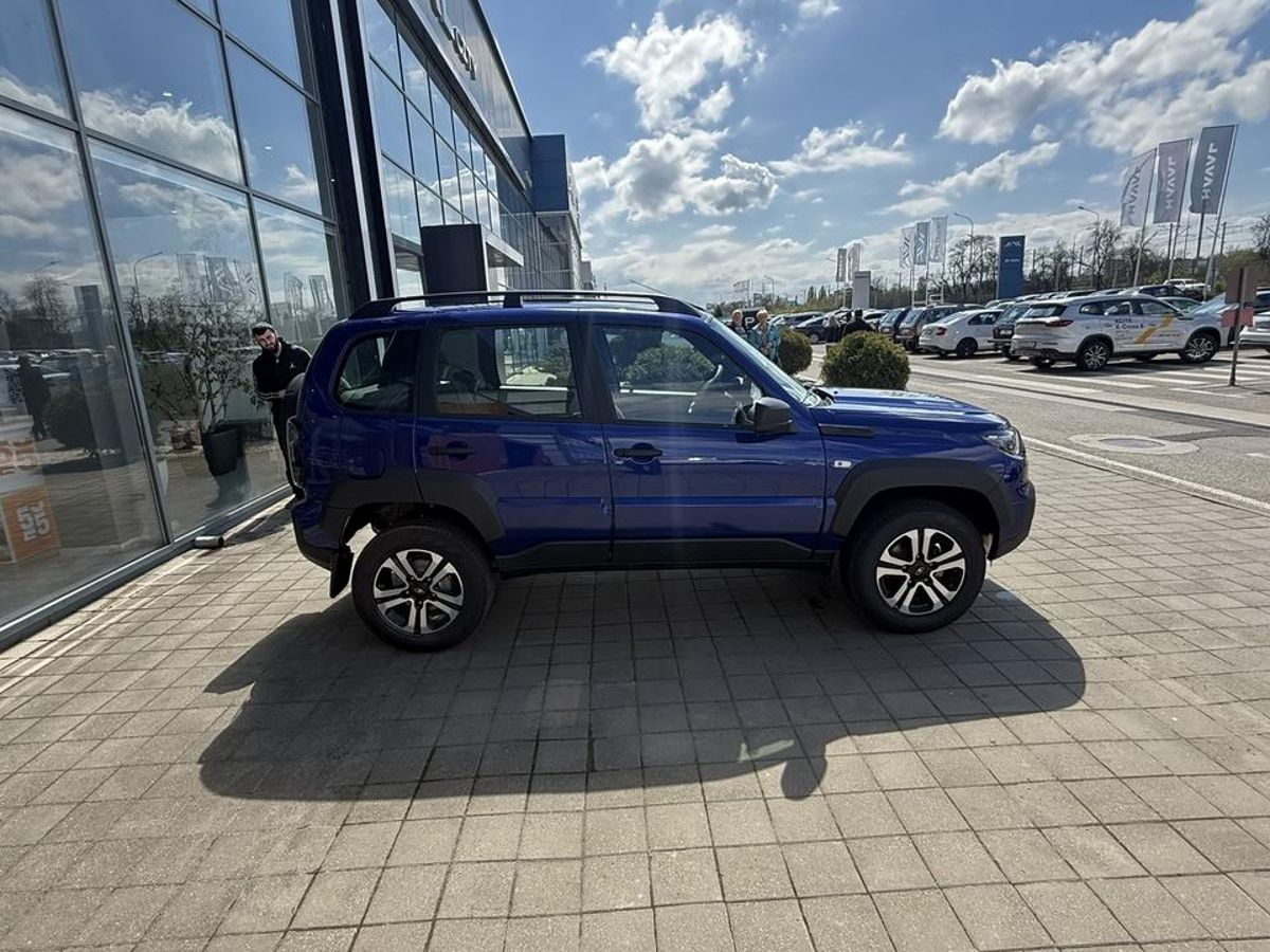 LADA Niva Travel I Рестайлинг, Синий "Капитан" металлик, 1617000 рублей, вид 10