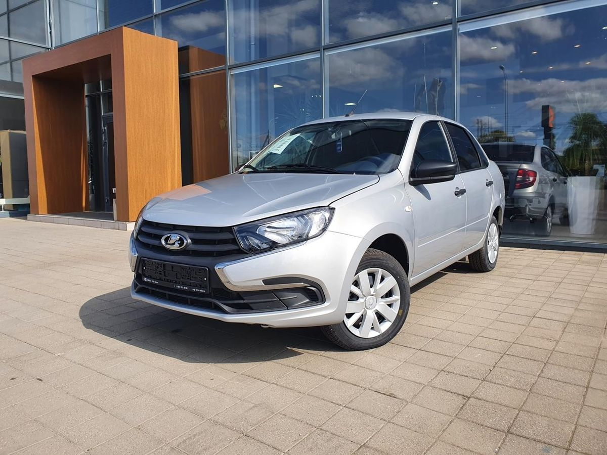LADA Granta седан I Рестайлинг, Серебристый "Платина" металлик, 838000 рублей, вид 2