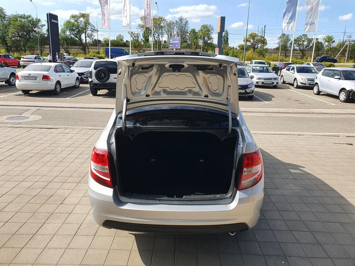 LADA Granta седан I Рестайлинг, Серебристый "Платина" металлик, 838000 рублей, вид 7