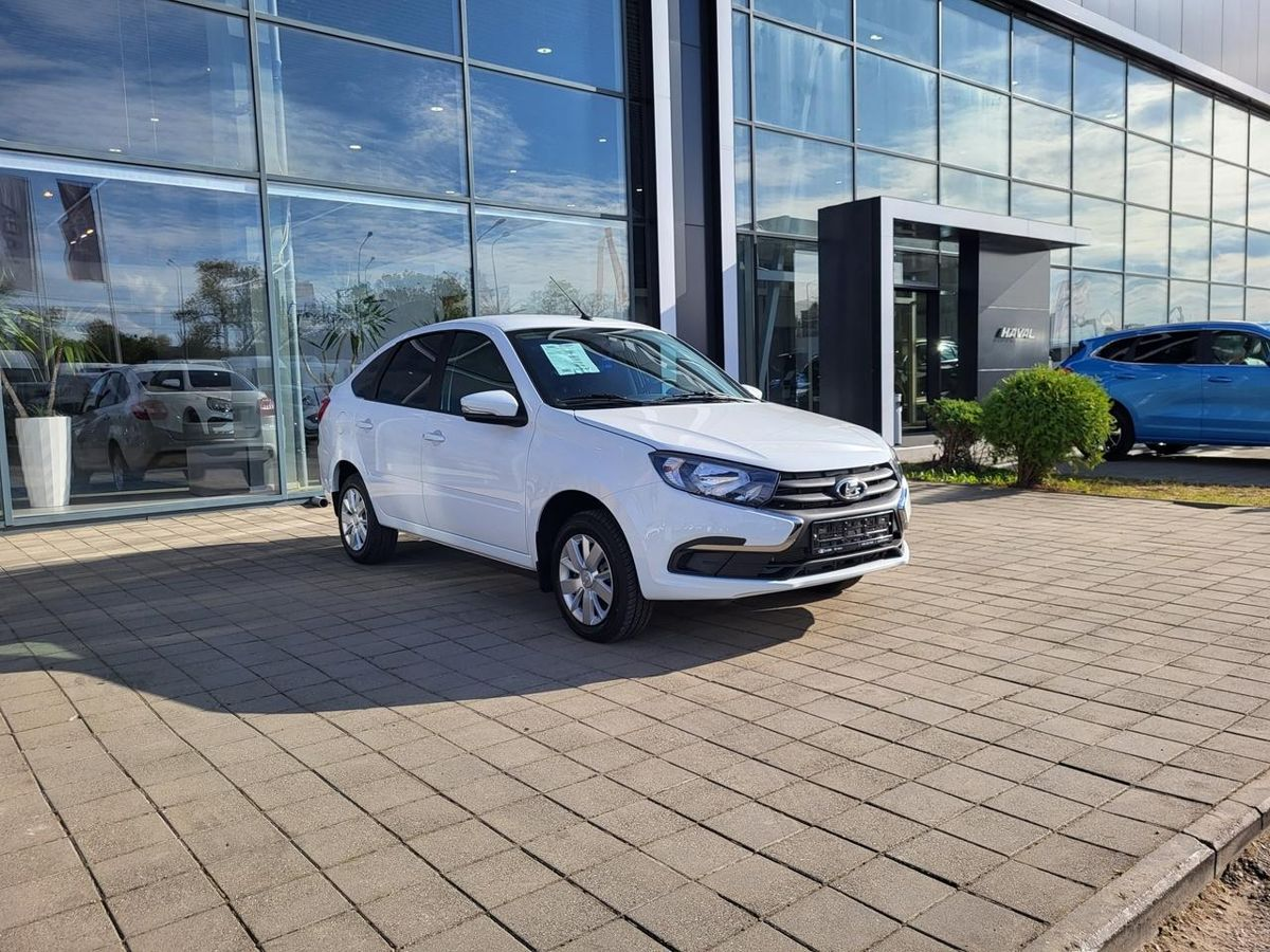 LADA Granta лифтбек I Рестайлинг, Белый "Ледниковый", 961000 рублей, вид 4