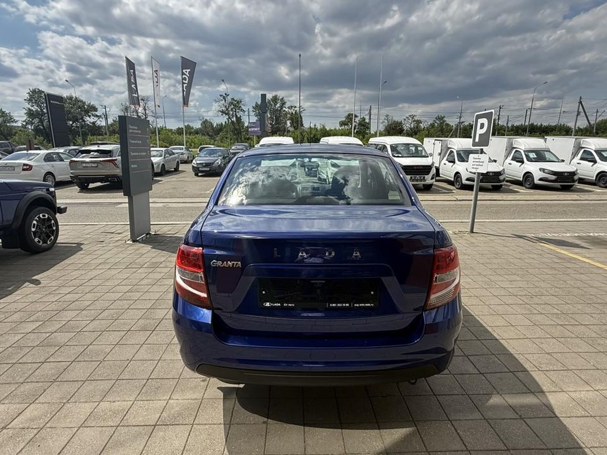 LADA Granta седан I Рестайлинг, Синий "Капитан" металлик, 951000 рублей, вид 6