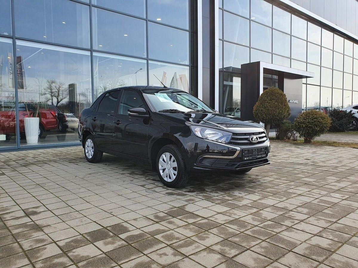 LADA Granta седан I Рестайлинг, Черный "Пантера", 898000 рублей, вид 4
