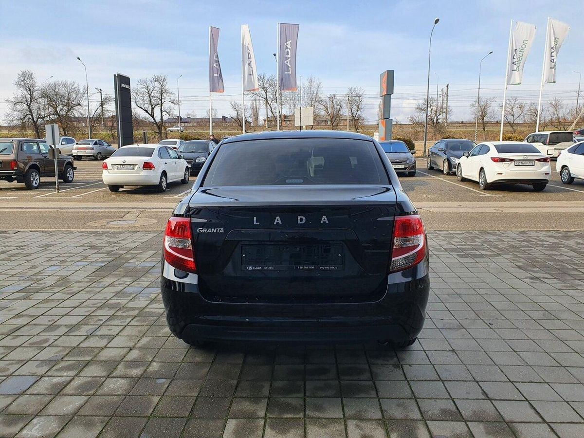 LADA Granta седан I Рестайлинг, Черный "Пантера", 898000 рублей, вид 6