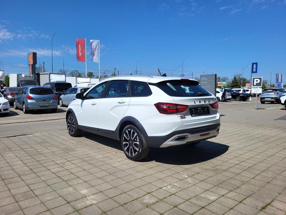 LADA Vesta SW Cross I Рестайлинг (NG), Белый "Ледниковый", 1873000 рублей, вид 5