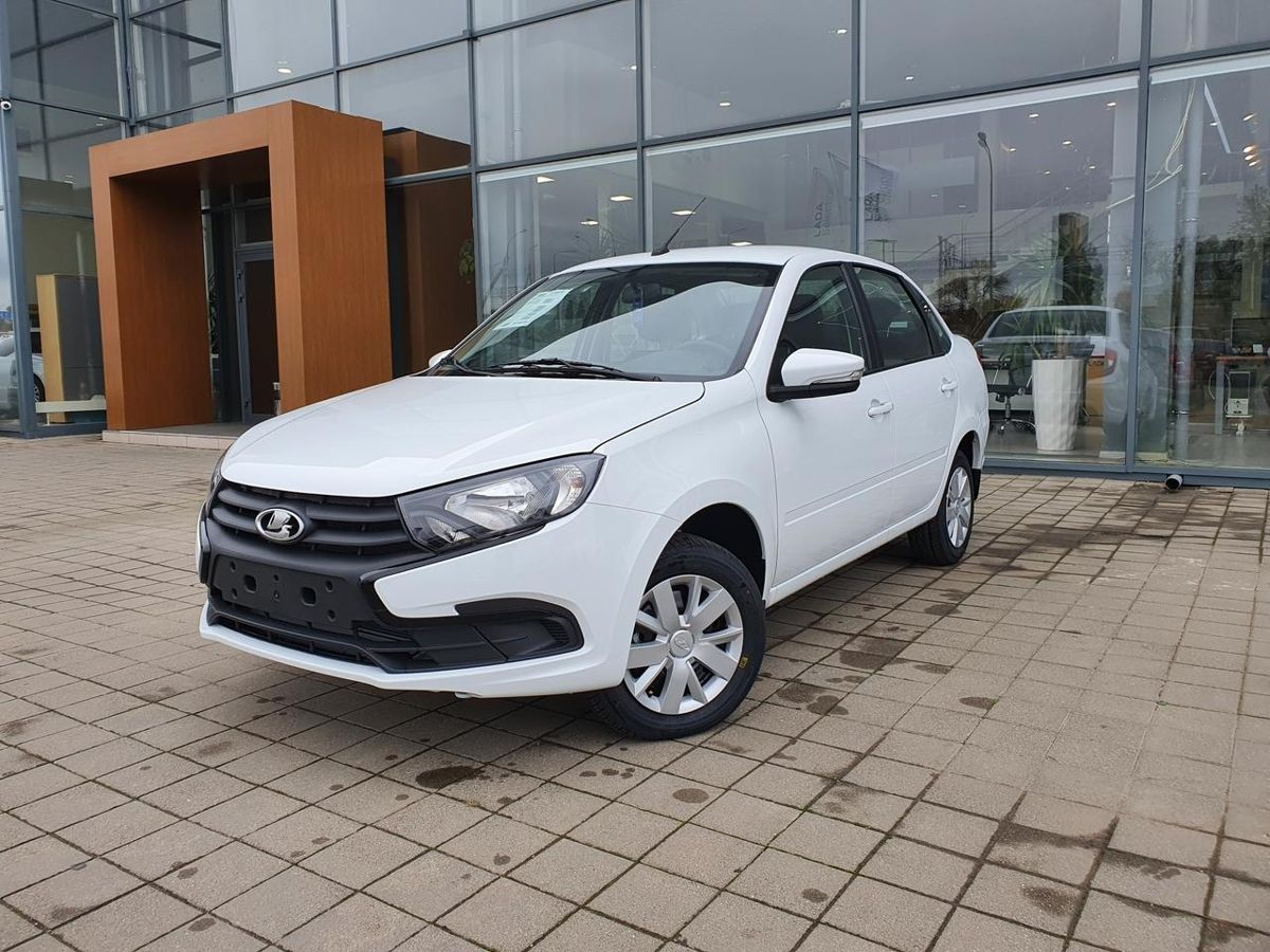 LADA Granta седан I Рестайлинг, Белый "Ледниковый", 898000 рублей, вид 2