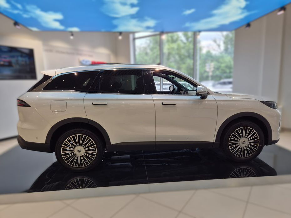 Chery Tiggo 9 I, Искрящийся белый, 3572800 рублей, вид 7