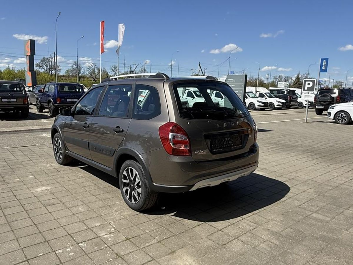 LADA Granta Cross I Рестайлинг, Золотисто-коричневый "Кориандр" металлик, 1126000 рублей, вид 5