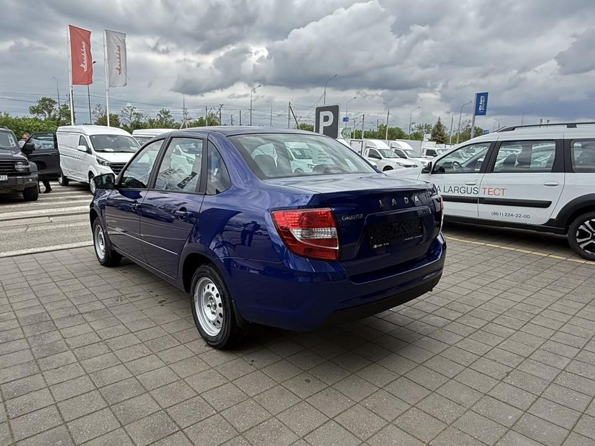 LADA Granta седан I Рестайлинг, Синий "Капитан" металлик, 918000 рублей, вид 5