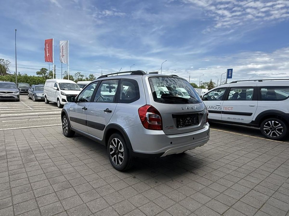 LADA Granta Cross I Рестайлинг, Серебристый "Платина" металлик, 1271000 рублей, вид 5