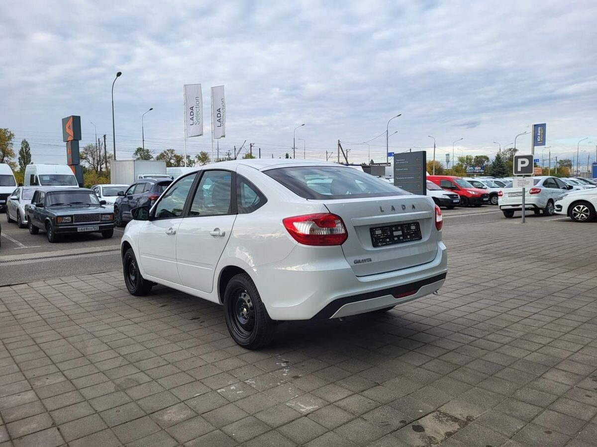 LADA Granta лифтбек I Рестайлинг, Белый "Ледниковый", 928000 рублей, вид 5
