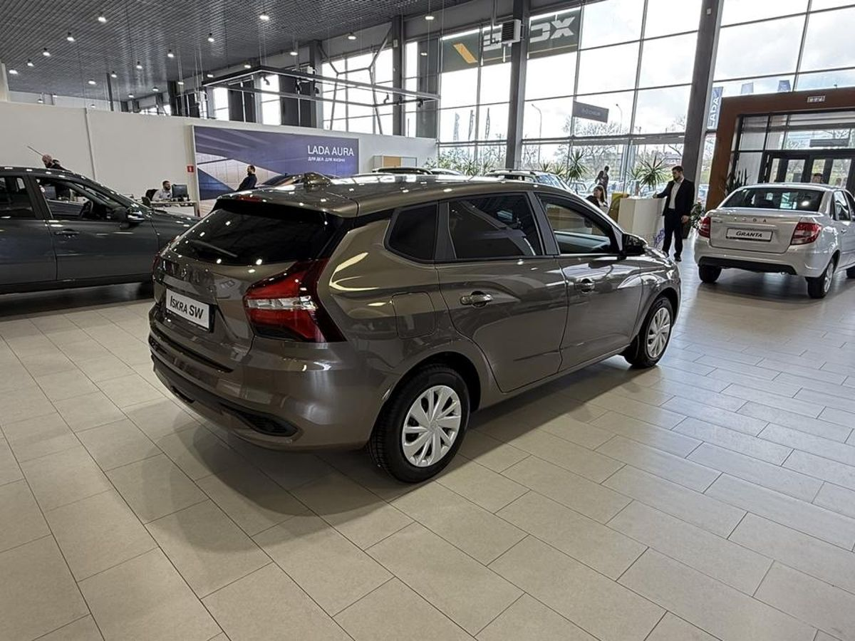 LADA Iskra SW I, Золотисто-коричневый "Кориандр" металлик, 1435000 рублей, вид 7