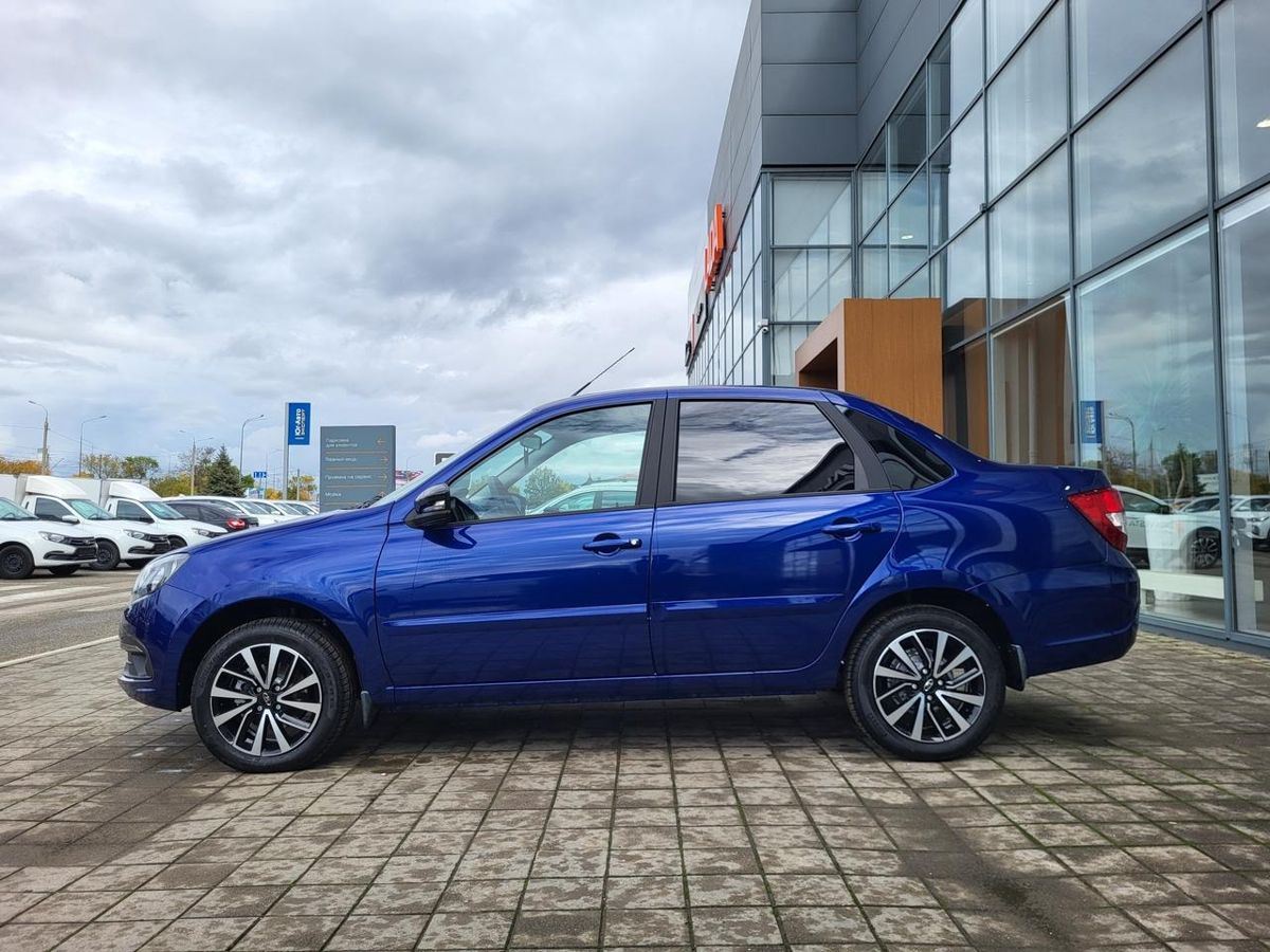 LADA Granta седан I Рестайлинг, Синий "Капитан" металлик, 1140000 рублей, вид 3