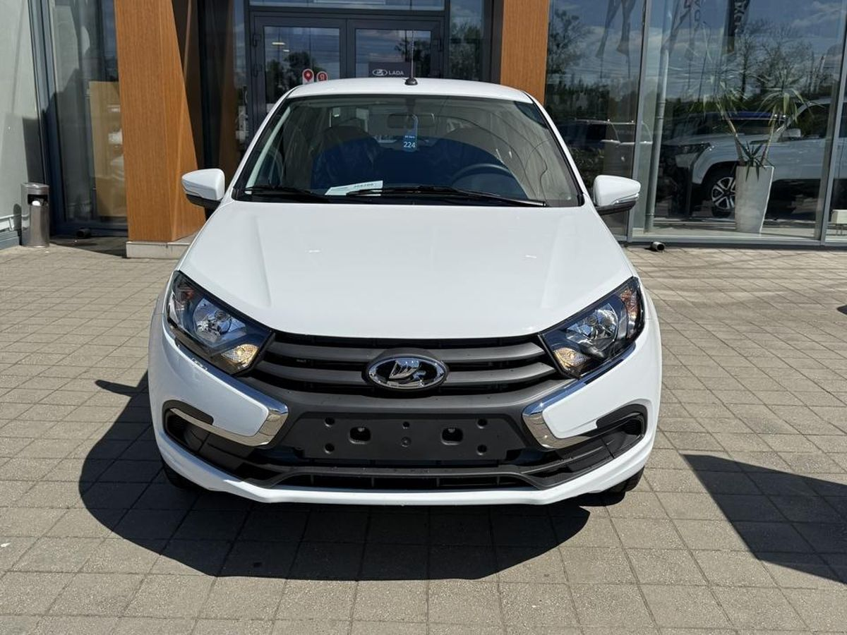 LADA Granta седан I Рестайлинг, Белый "Ледниковый", 1098000 рублей, вид 3