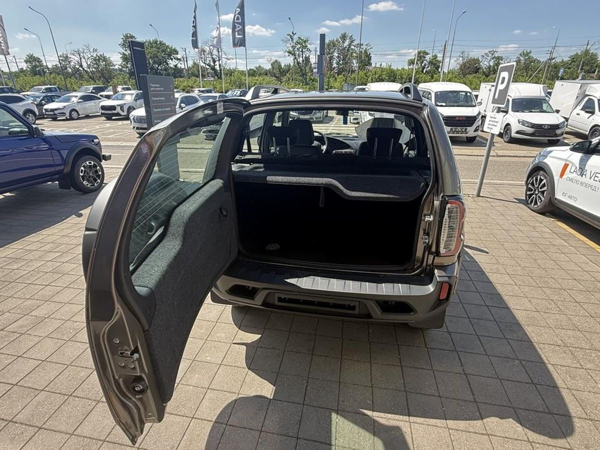 LADA Niva Travel I Рестайлинг, Золотисто-коричневый "Кориандр" металлик, 1553000 рублей, вид 7