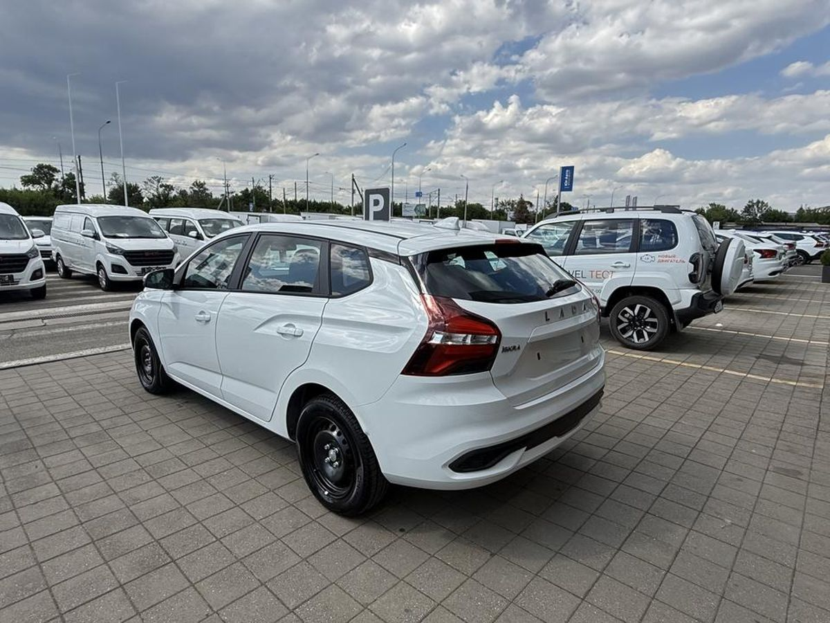 LADA Iskra SW I, Белый "Ледниковый", 1605000 рублей, вид 5